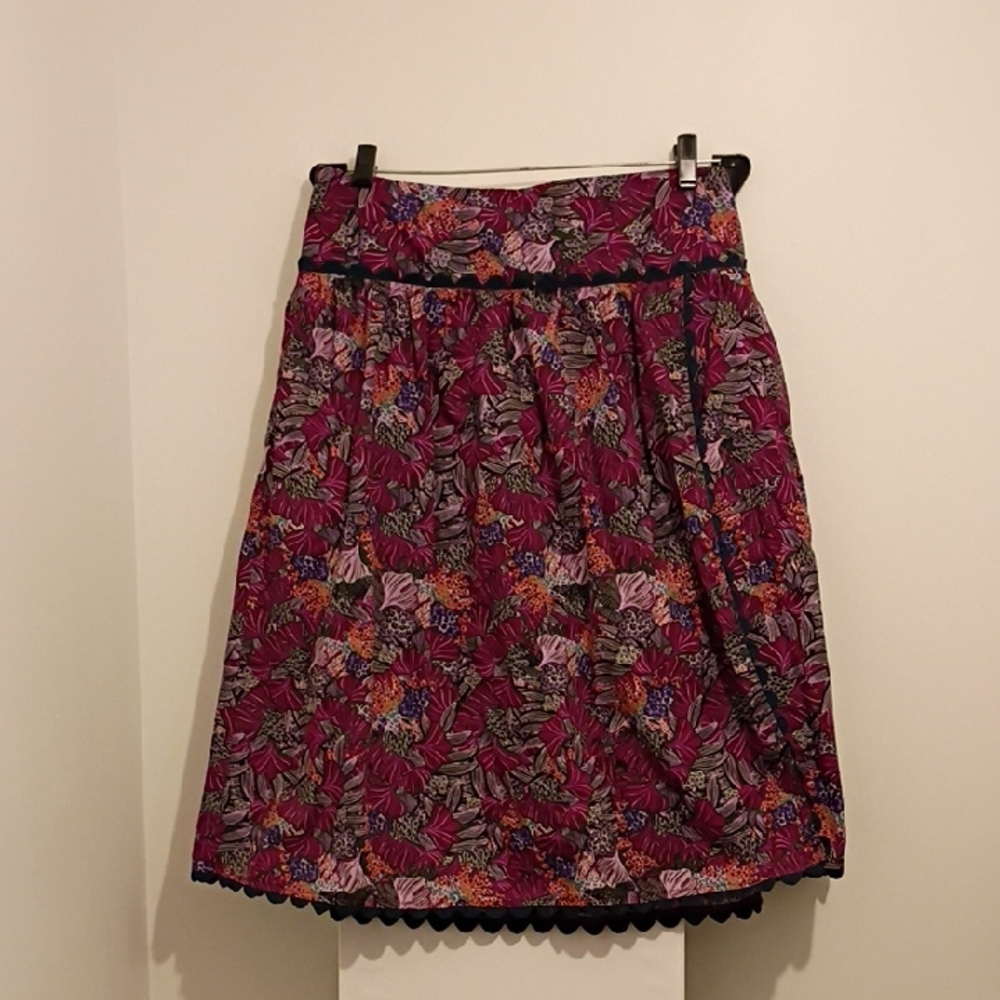Kika Vargas A-Line Faux Wrap Skirt - Pink and Purple Floral ✨ Size 10 ✨ Pockets!